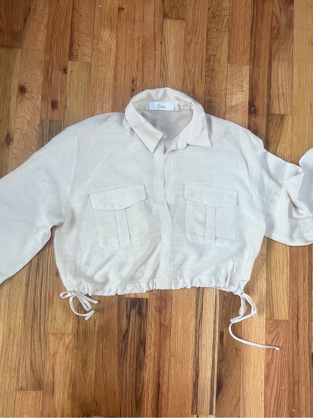 Women's Cream Cropped Utility Shirt - Picture 5 of 8